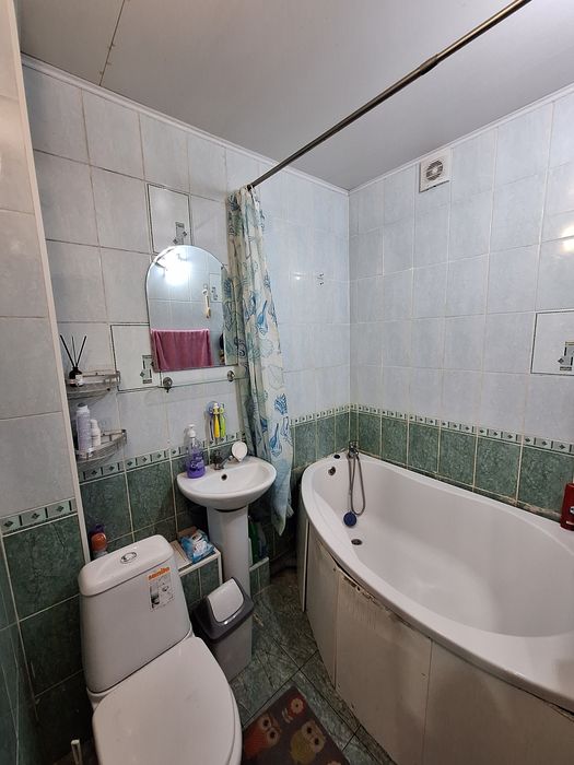 Продаётся 2 комн Детская больница
