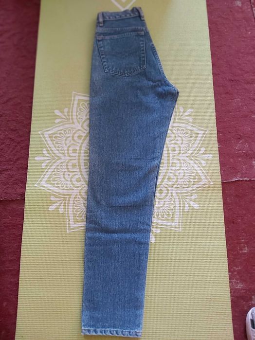 Сини дънки-размер S-15.65лв