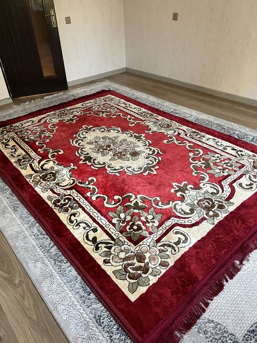 Два ковра красных/ икта кизил гилам