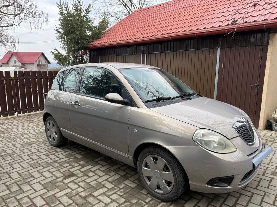 Lancia Ypsilon 2008