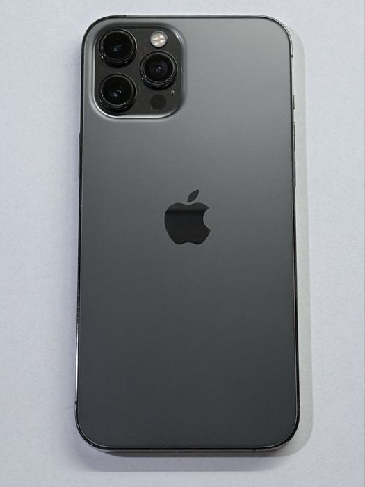 iPhone 12 ProMax Grey 95% battery