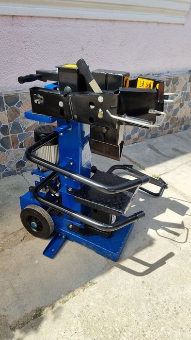 Despicator de lemne 15tone Scheppach  Germania trifazic