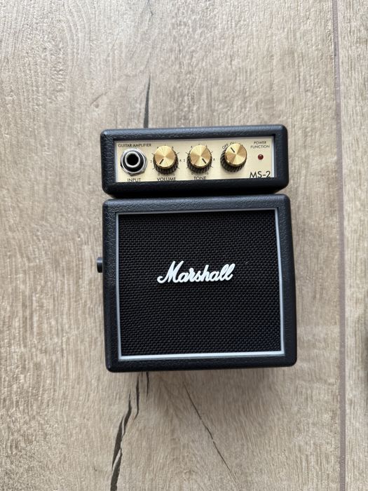 Chitara Squier Classic Vibe 50s + Marshall Mini Amp + Set Elixir Strings + Husa chitara Thomann +  Ernie Ball Strap