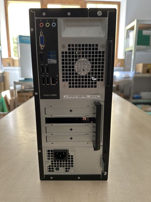 Unitate PC Office DELL Vostro 3668 I5 7400 8GB Ram 240 GB SSD