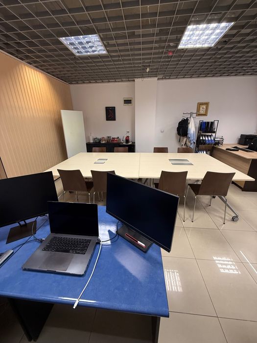 Офис под наем в ТЦ ”Гранд” - гъвкаво почасово и дневно ползване.