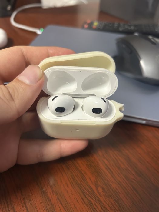 AirPods 3 2023 года