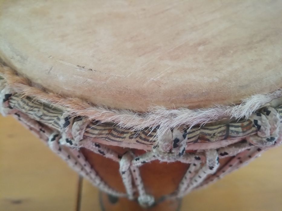 ПромоАФРИКАНСА Таранбука от Тиково Дърво и Кожа с Калъв 100% Автетична