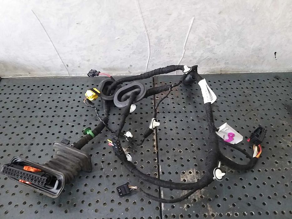 Instalatie electrica usa dreapta fata vw golf 6 5k 1k9971121n