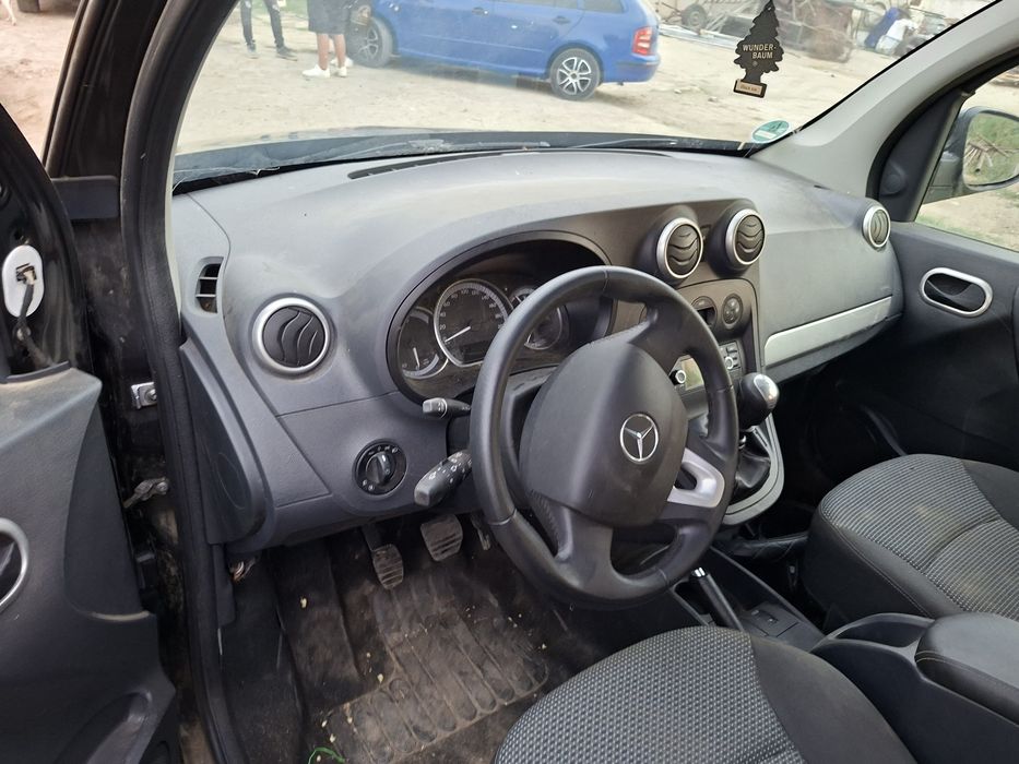 Dezmembrez Mercedes Citan 1.5 dci  Extralong