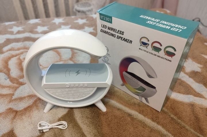 Led wireless charging speaker