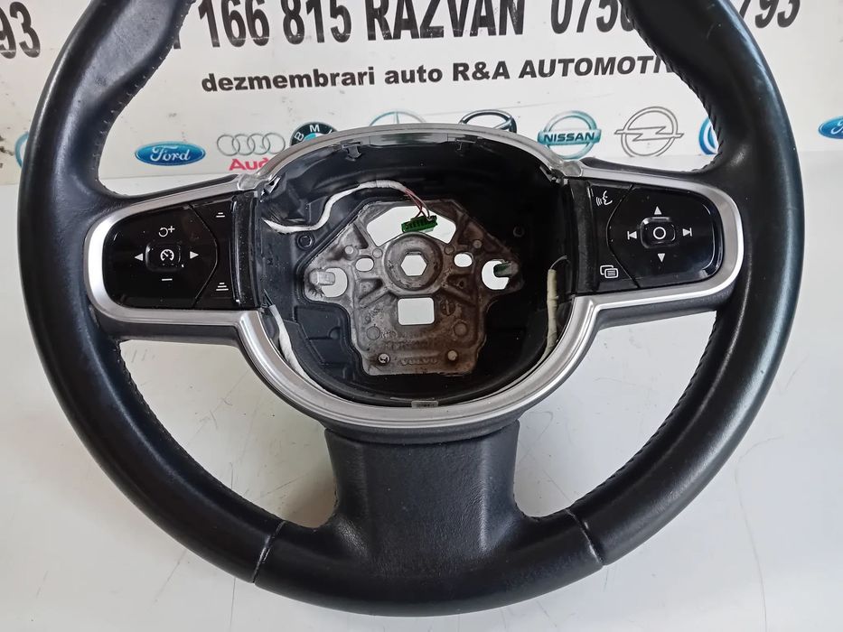 Volan Din Piele Cu Comenzi Volvo S90 V90 XC60 XC90 An 2016-2020 Stare Buna