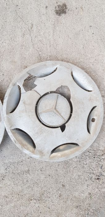 Запчасти на Мерседес 124