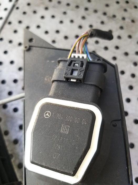 Pedala acceleratie mercedes c class w204 a2043000004
