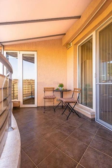 Дава се под наем Двустаен апартамент в Пловдив, Младежки Хълм - 65 кв.м за 495 € - Снимка #6