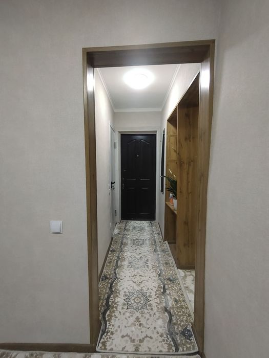 Срочно 1ком квартира с РЕМОНТОМ в Поселке..Продам .Кирпич