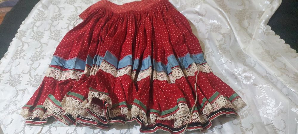 Vănd zadii (șorțuri) tradiționale autentice foarte vechi din Bihor.