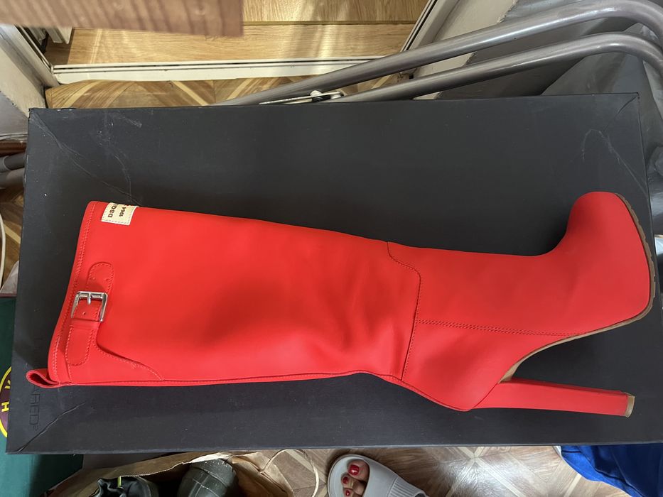 Сапоги красные Dsquared 2