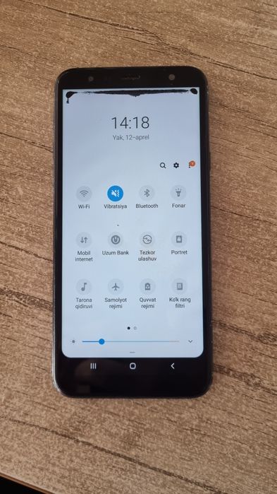 Samsung model sotiladi 400 000 kelishiladi