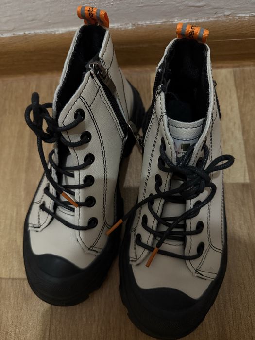 Обувь для осень ботинки