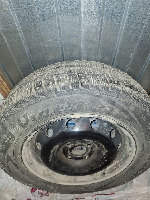 Продам зимнюю резину