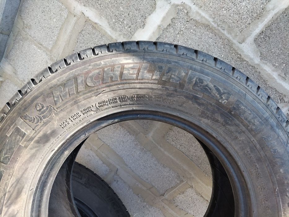 4 броя Michelin 225/70 R15 C