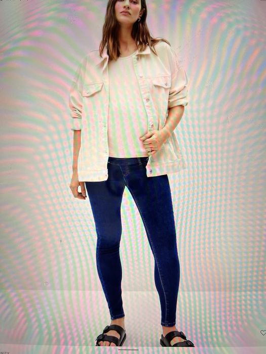 Джинсы для беременных от Mango