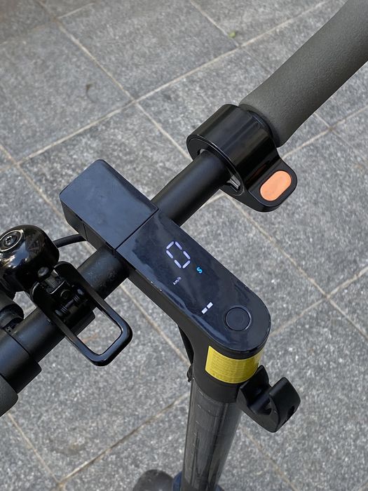 Электро самокат Xiaomi Essential