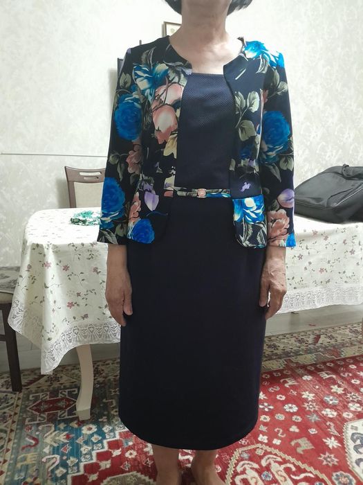 Женская одежда платья пиджаки