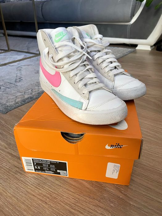 Nike Blazer MID VNTG ‘77