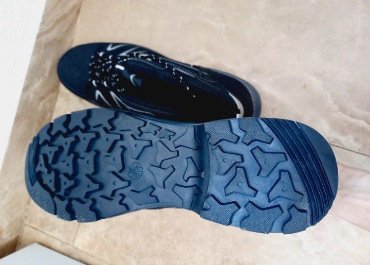 Bocanci negrii Crivit marime 45