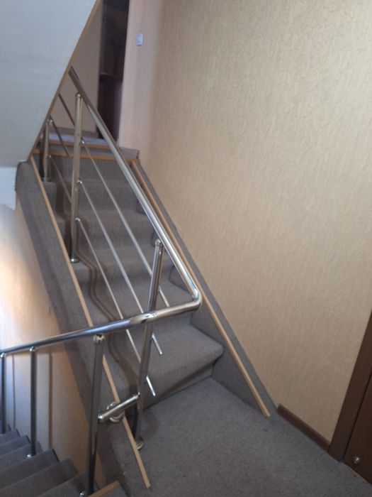 Откидные поручни, перила