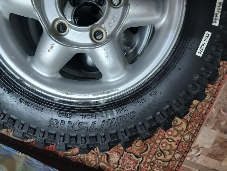 Продам шины всесезонка