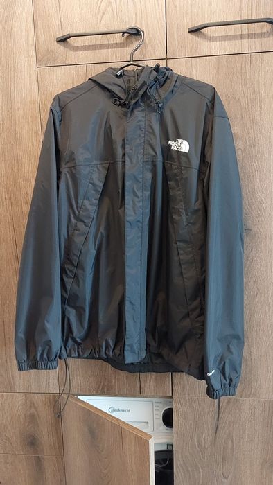 Яке Размер М - The North Face Antora чисто ново