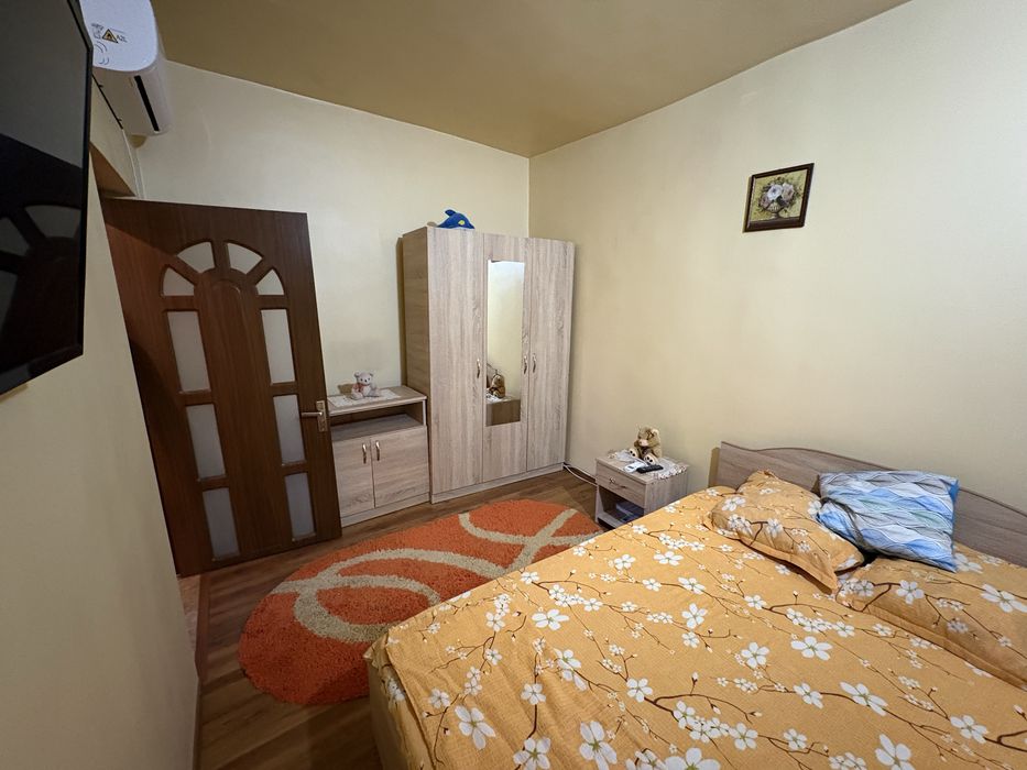 Casa de inchiriat 2 camere curte