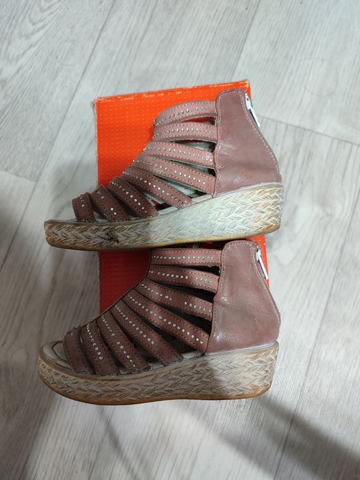 Сандалии тифлани 26 рр