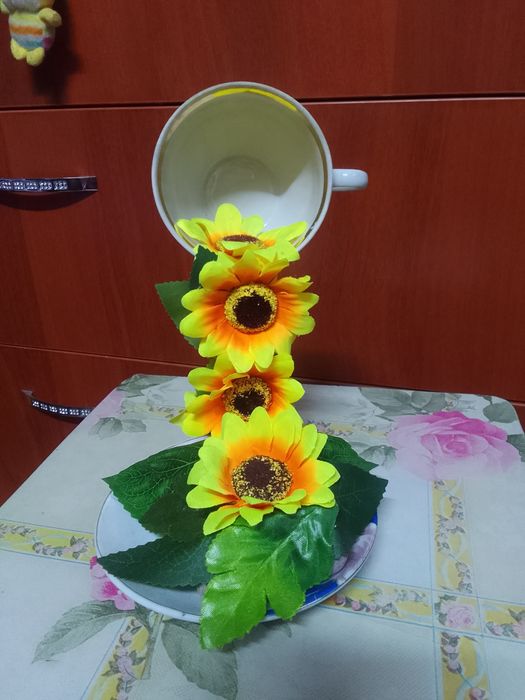 Продаю парящие чашки. Недорого