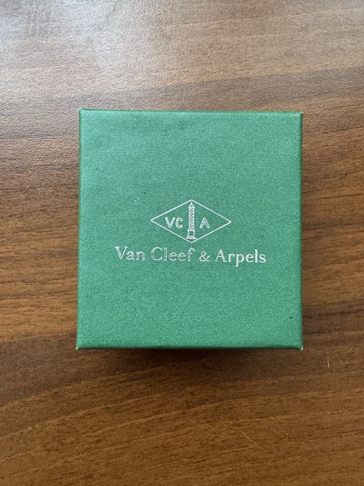 Van Cleef позлатена гривна