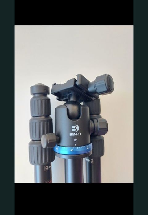 Комплект фотоапарат Nikon D5300, обективи и аксесоари