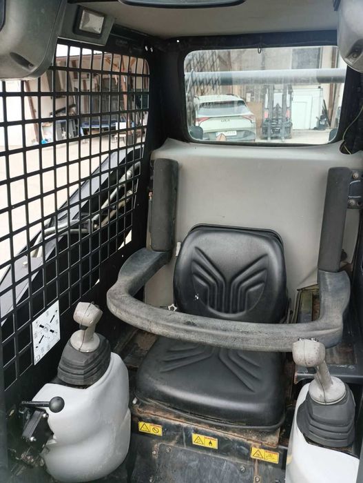 Миничелен товарач CAT 257B