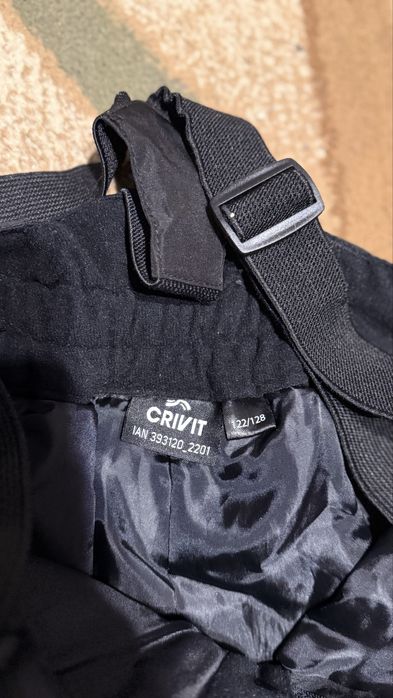 Costum de fâș și pantaloni fâș de cu bretele