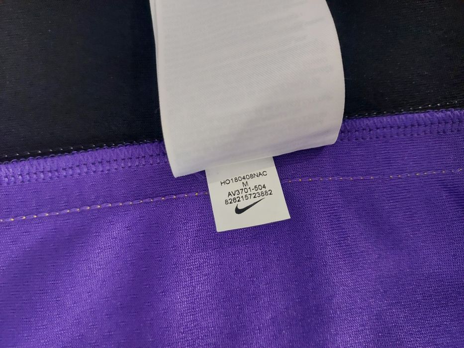 Kobe Bryant #8 Lakers Jersey.
