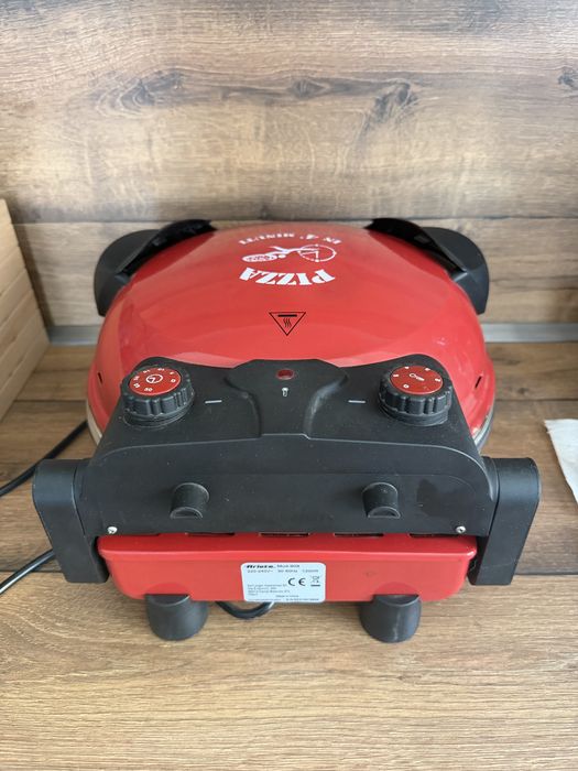 Cuptor pizza Ariete