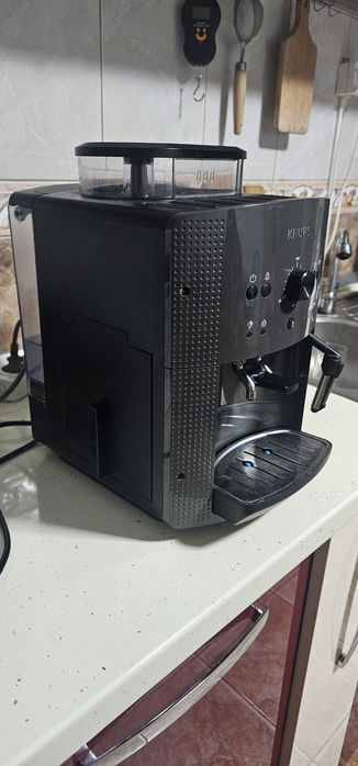 Vând expresor de cafea