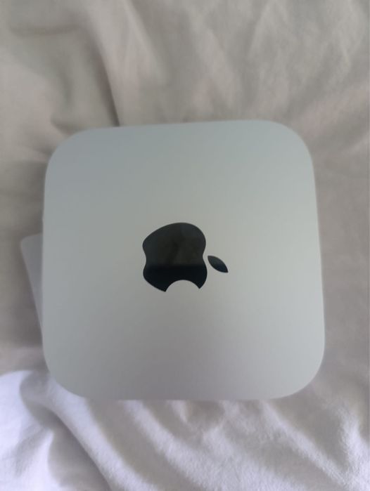 Mac Mini M4 16 gb. RAM 512gb SSD   2024
