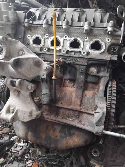 Dezmembrez Dacia Lodgy , Logan, Dokker