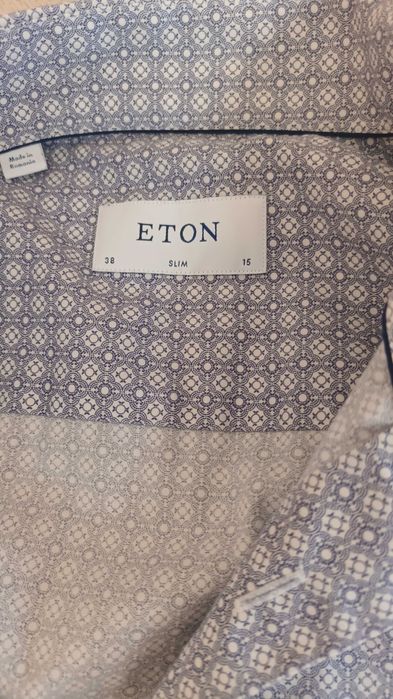 Мъжки ризи размер S. Ризите са запазени, в много добро състояние.