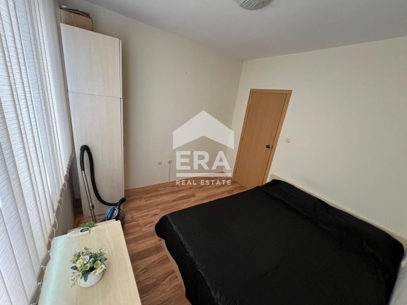 Продава се Двустаен апартамент в Варна, Колхозен пазар - 54 кв.м за 2556 €/кв.м - Снимка #3
