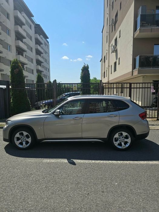 BMW X1 BMW X1 Automat - Harman Kardon / Trapă / Piele / Electric