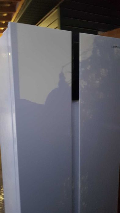 Холодильник SNOWCAP SBS NF 472