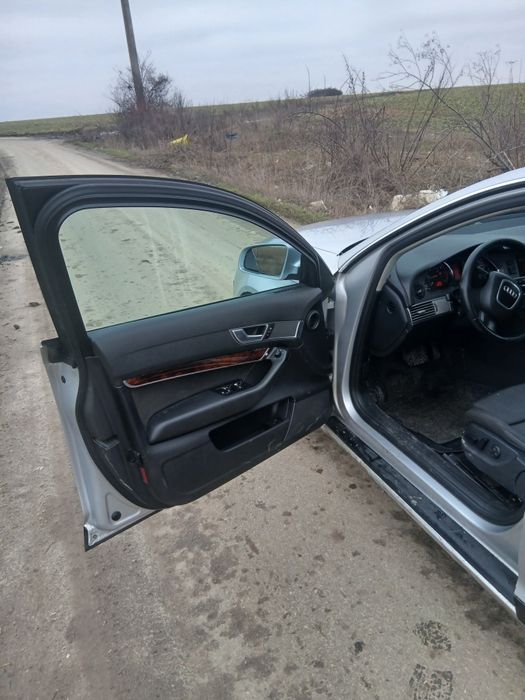 Vând sau schimb a6c6 cu dacie logan 7 locuri